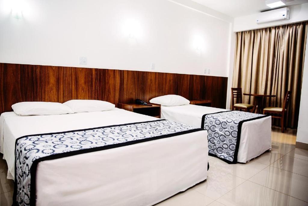 Gálatas Golden Hotel Patos de Minas Kültér fotó