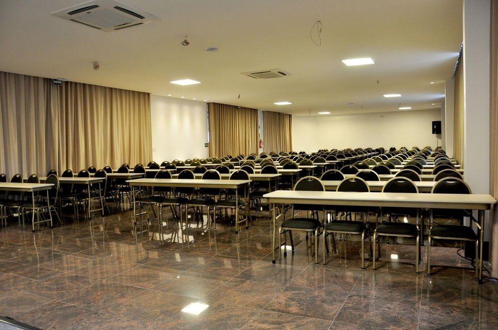 Gálatas Golden Hotel Patos de Minas Kültér fotó