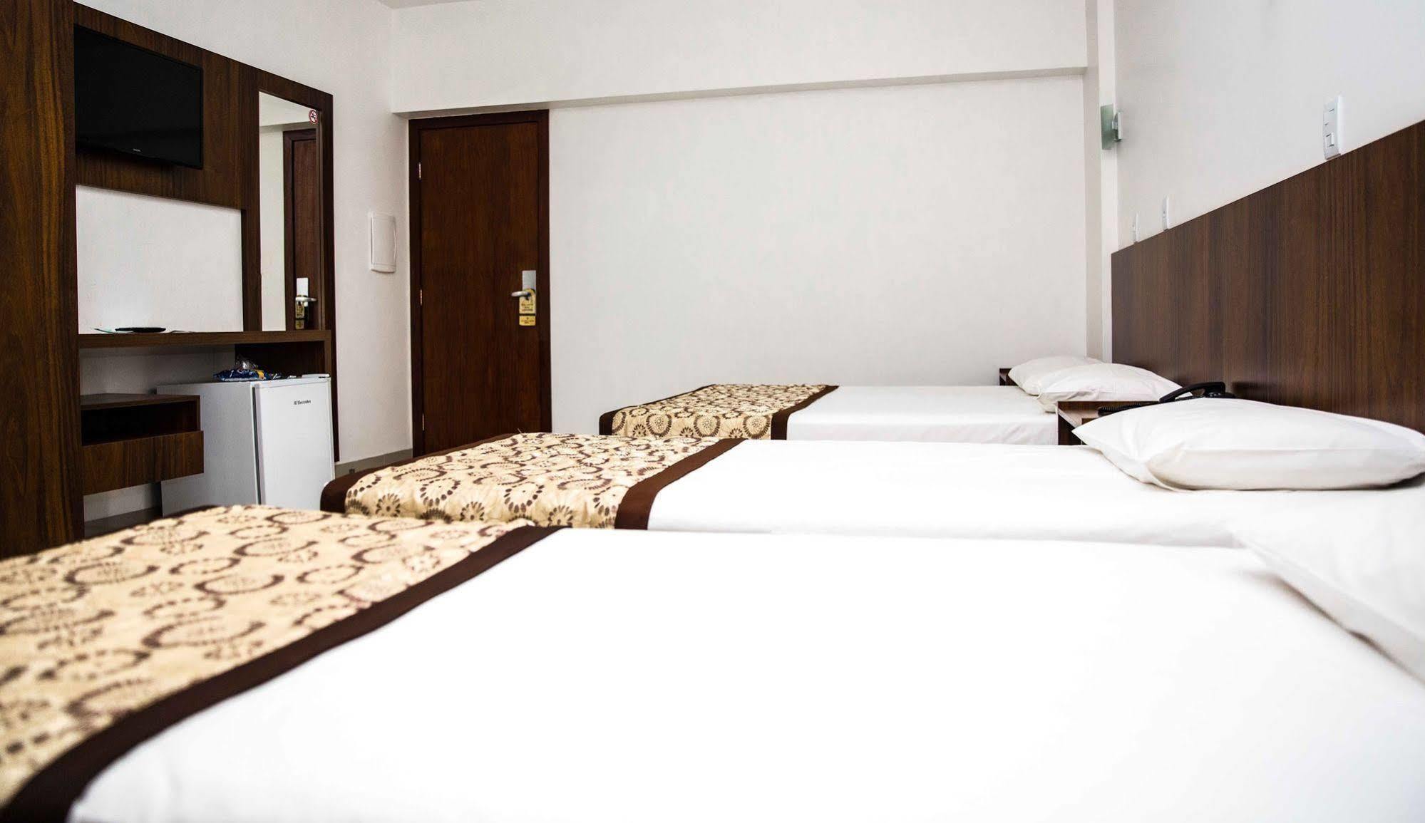 Gálatas Golden Hotel Patos de Minas Kültér fotó